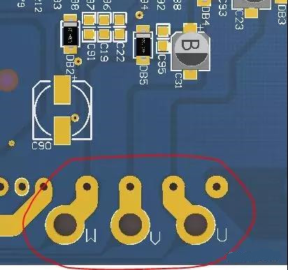 PCB設(shè)計不僅可以將PCB實現(xiàn)為即插即用的插件，而且可以增加焊料的厚度以達(dá)到過大電流的目的。